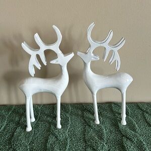 Made in India Holiday Christmas Reindeer White Farmhouse Set of 2 NEW